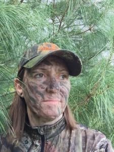 Carbomask 1 oz. Three-Pack Camo Facepaint. No grease. No glare. Easy to remove.