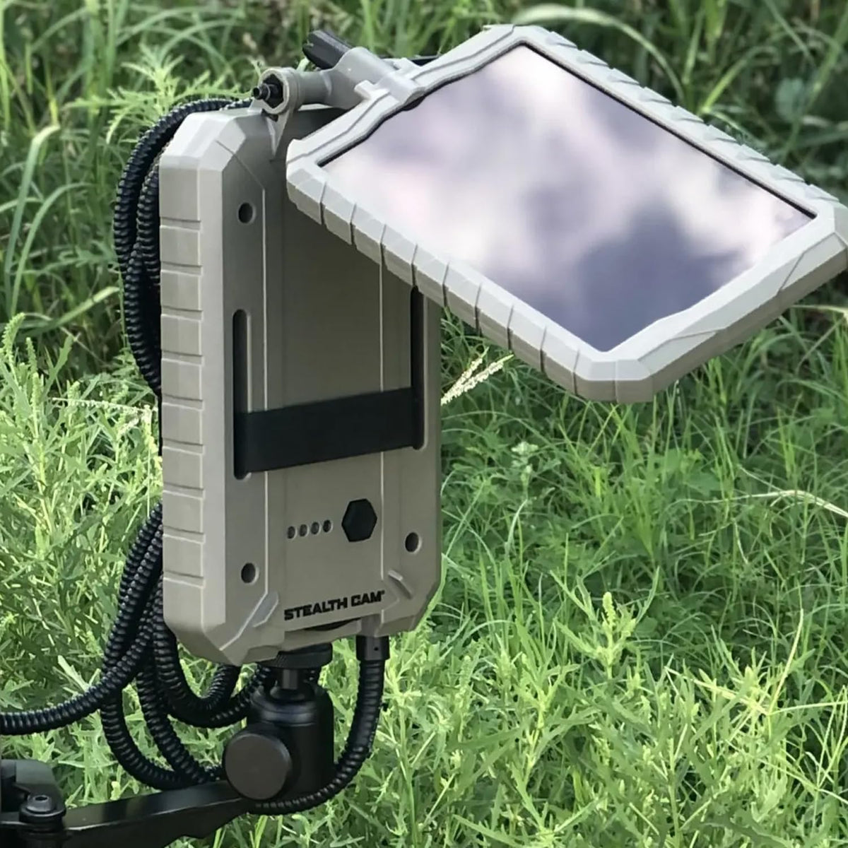 Stealth CAM Sol-Pak Solar Battery Pack, 12V Solar Power Panel, Compatible