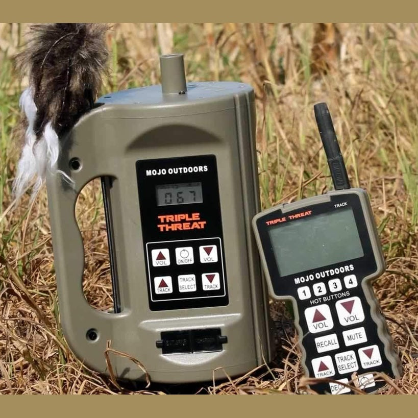MOJO Outdoors Triple Threat E-Caller Predator Coyote Call Decoy 3-Part Complete Calling System for Successful Predator Hunting, Includes Remote, Critter Decoy and Comes Loaded with 80 Proven Sounds