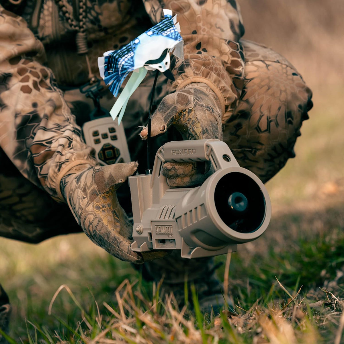 FOXPRO Hellcat PRO American Made Electronic Predator Call Remote Operated and Programmable Coyote, Fox, Hog Call for Hunting