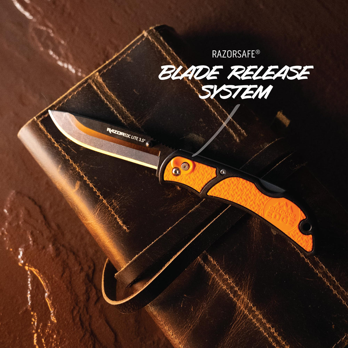 OUTDOOR EDGE 3.5" RazorLite EDC Pocket Knife (Obsidian Black), with Replaceable Blades and Clip, Perfect Carry Knive for Camping, Hunting and Survival, Includes 12 Black Steel Drop Point Blades