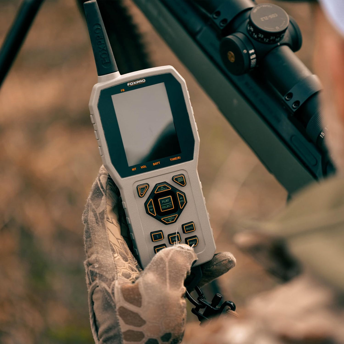 FOXPRO Hellcat PRO American Made Electronic Predator Call Remote Operated and Programmable Coyote, Fox, Hog Call for Hunting