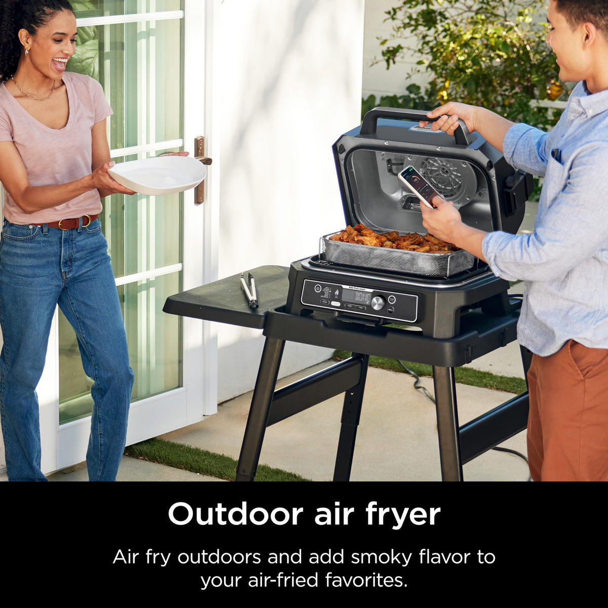 Ninja Woodfire ProConnect Premium XL Outdoor Grill & Smoker, Black & Gold