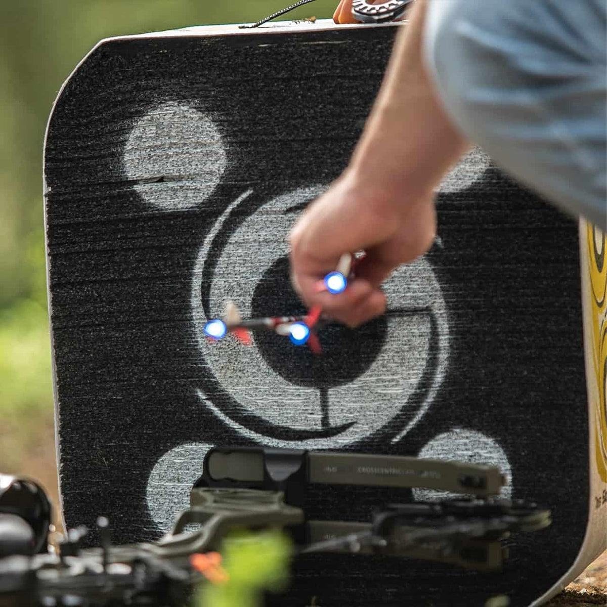 Black Hole 4-Sided Archery Target, Uses Friction Not Force to Stop All Field Points and Broadheads, Open-Face Layered Design, Lightweight and Carry Strap for Portability