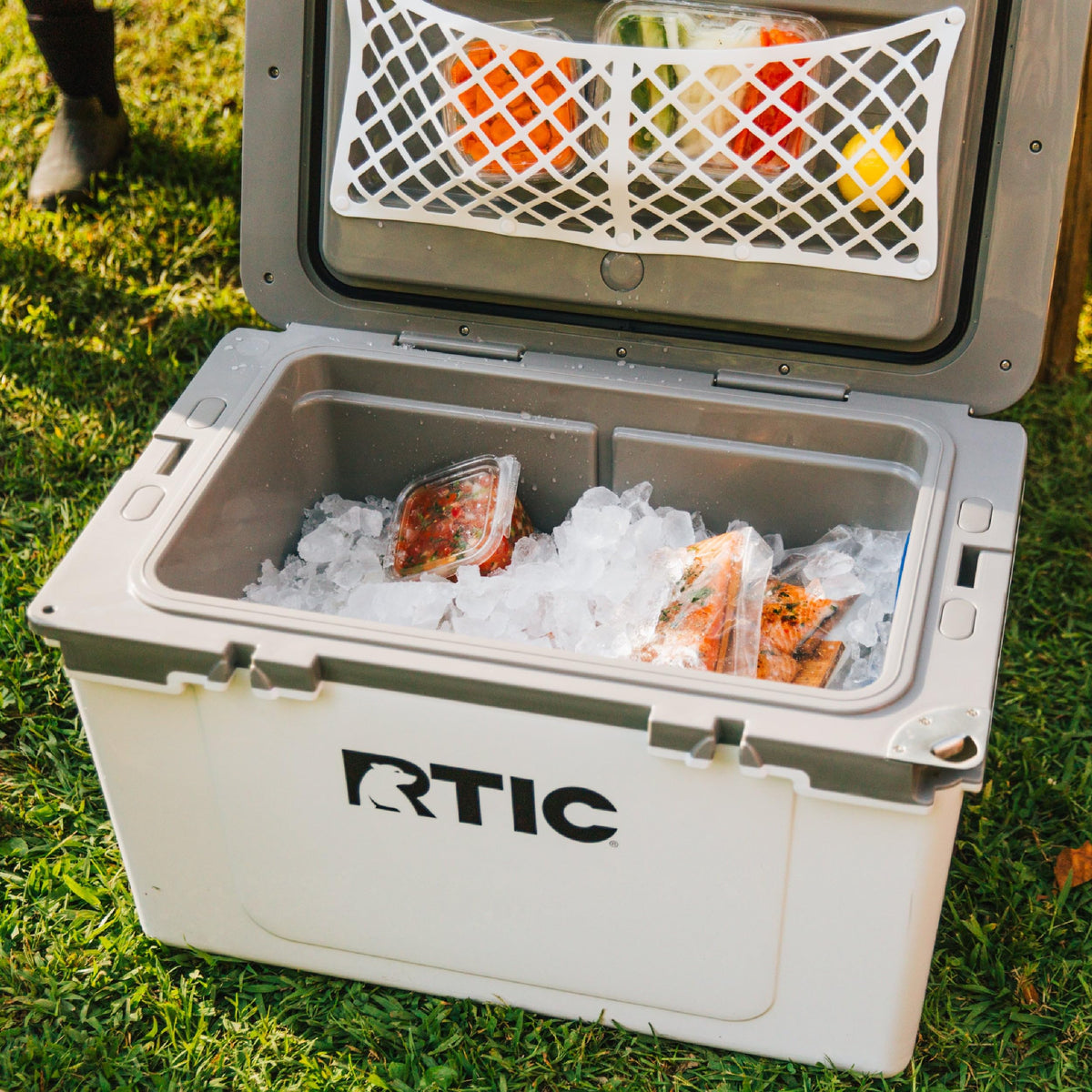 RTIC 32 QT Ultra-Light Hard Cooler