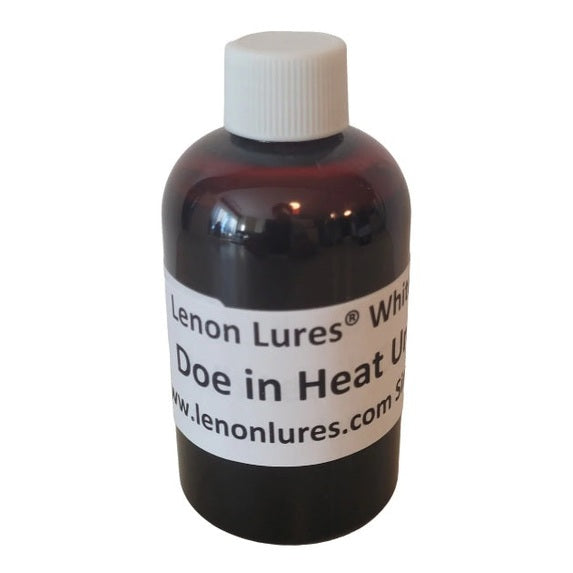Lenon Lures Whitetail Doe in Heat Urine